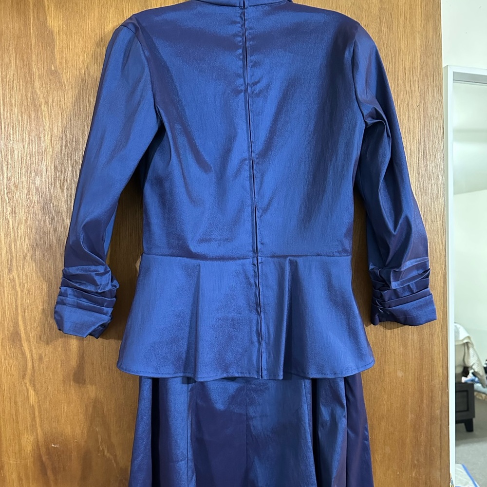 Tadashi Shoji 2 piece formal dress size 6 worn once - Picture 3 of 5
